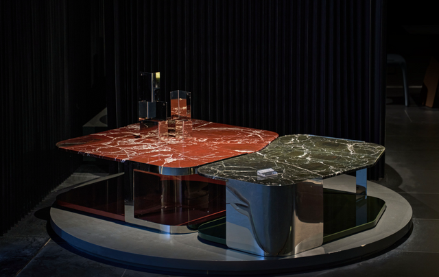 Metropolis coffee table
