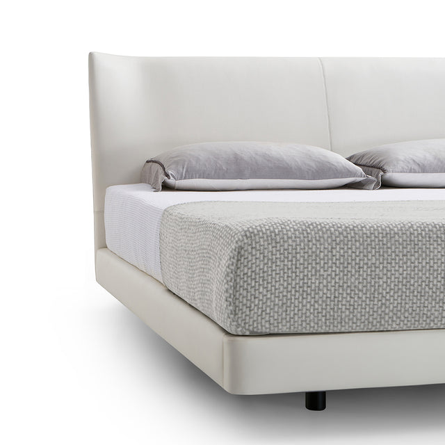 Porro Bed