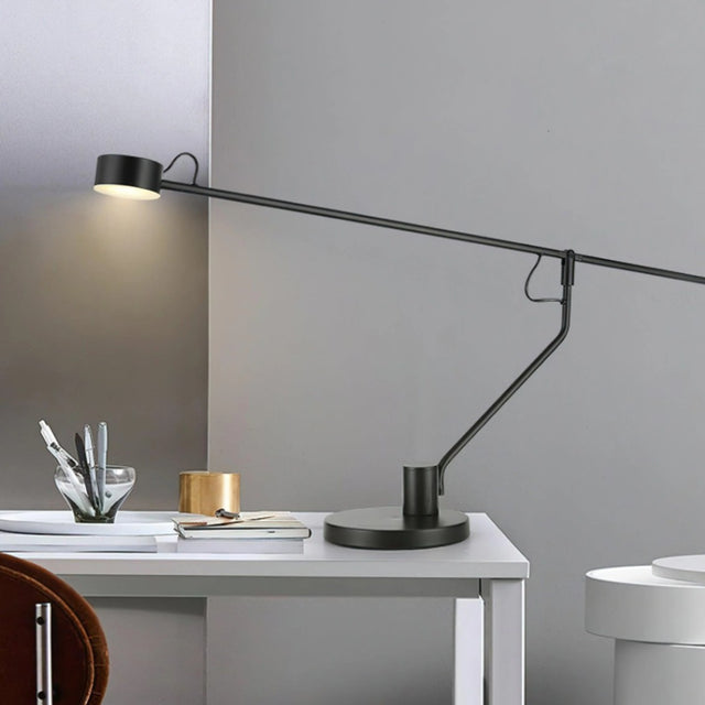 Shadow Pole Table Lamp