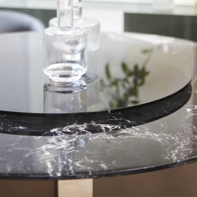 Bay dining table